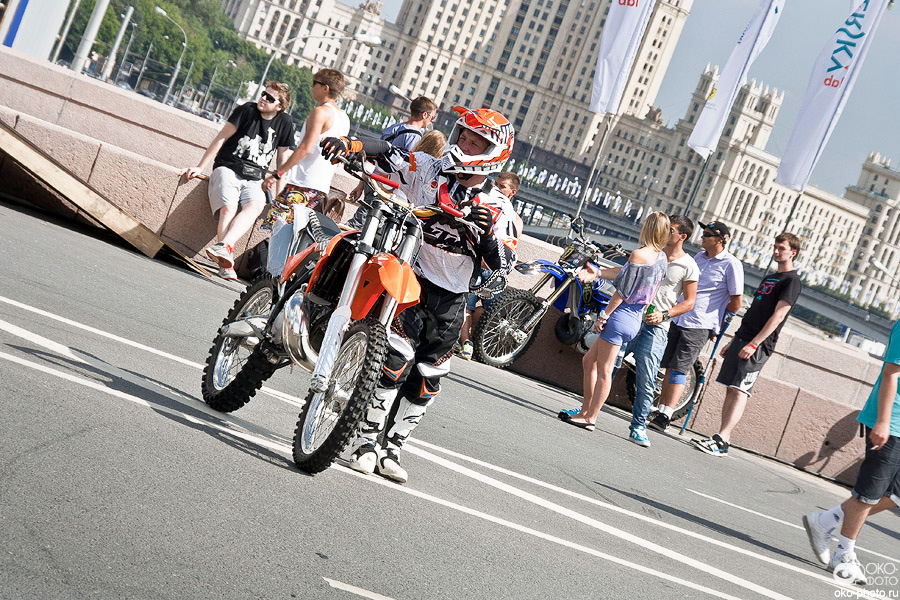 Мотофристайл-шоу Adrenaline FMX Rush 2012 на Moscow City Racing. © Евгений Медведев / ОКО-Фото